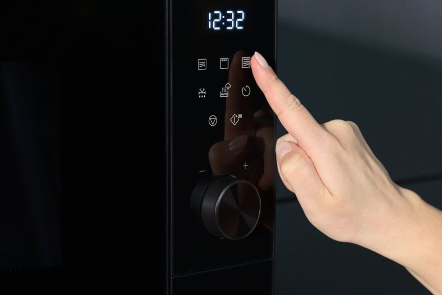 microwave oven-960x621.jpg